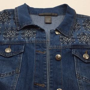 Avenue plus size 14/16 Jean jacket